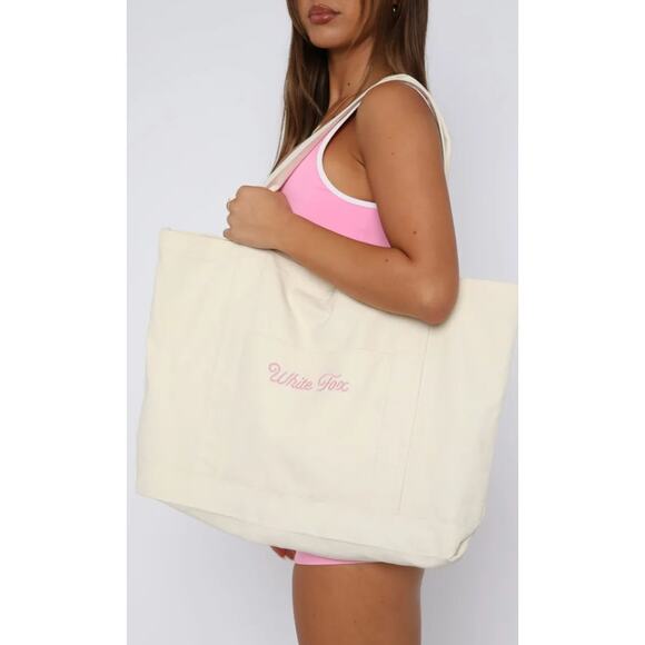 NWT White Fox Boutique On The Move Tote Bag Pink - Picture 5 of 5
